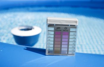 Swimming pool water test and cleaning equipment